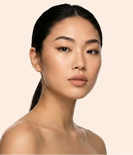 Woman wearing Marvellissima makeup